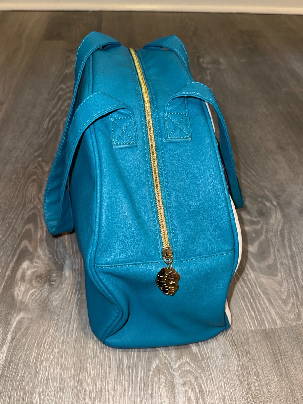 Betsey Johnson weekender bag - Picture 3 of 4